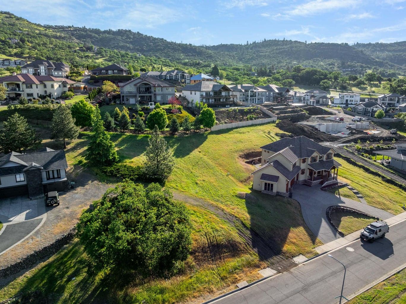 5626 Fallbrook