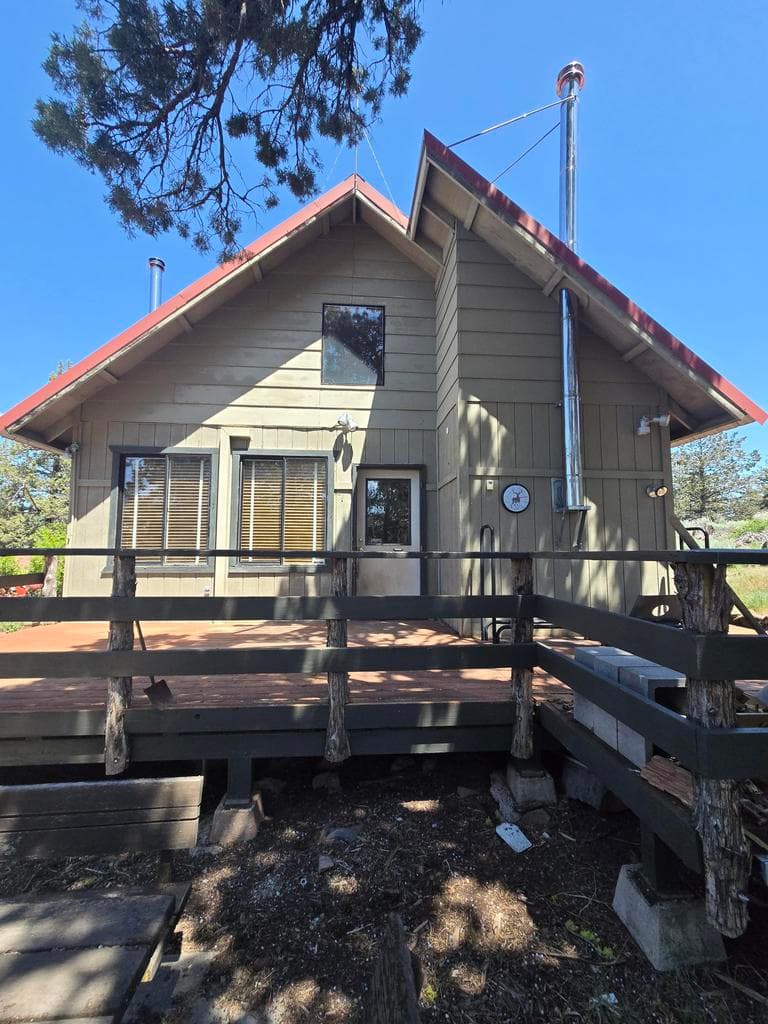 5520 Andrews, Dorris, 96023