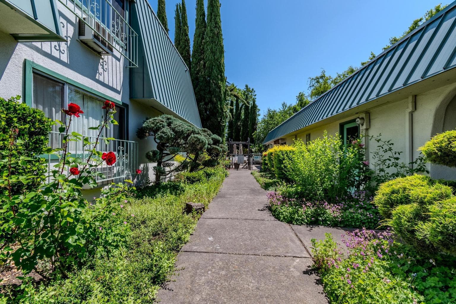 349 Pine, Central Point, 97502
