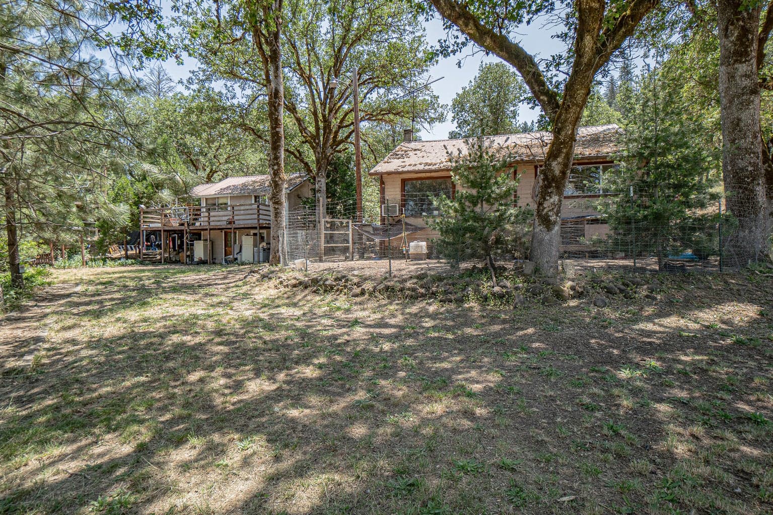6534 Crowfoot