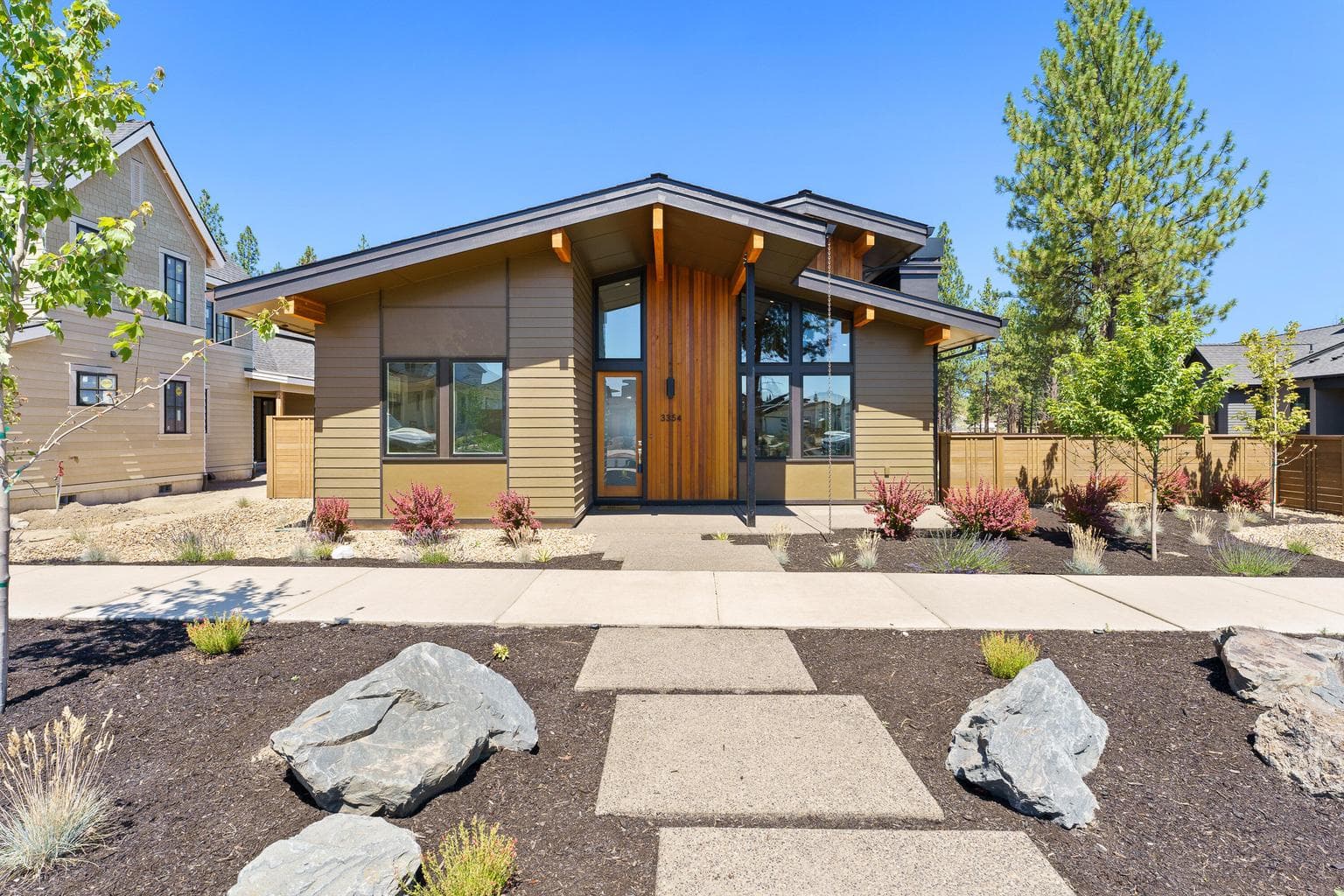 3354 Leavitt, Bend, OR, 97703 property photo