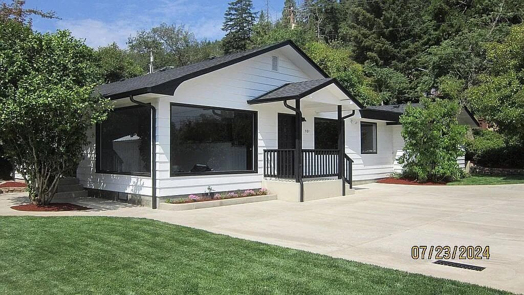 591 Farichild, Canyonville, 97417