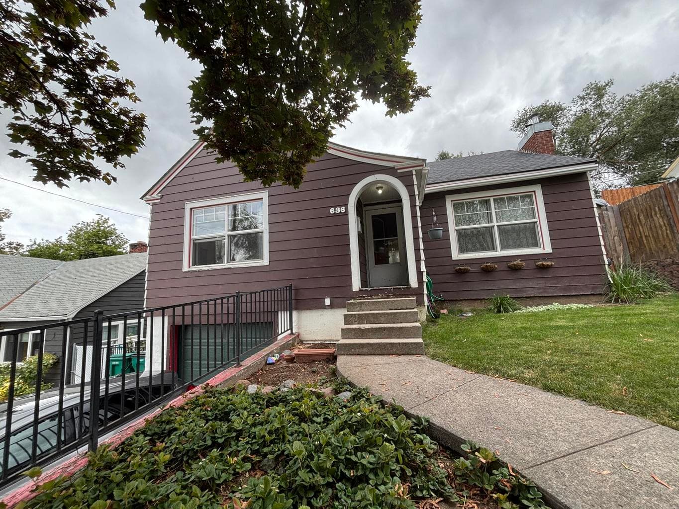 636 Roseway