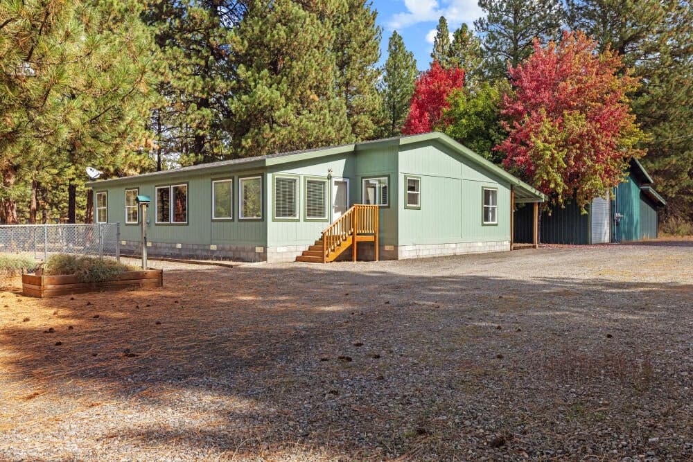 22929 Horseshoe