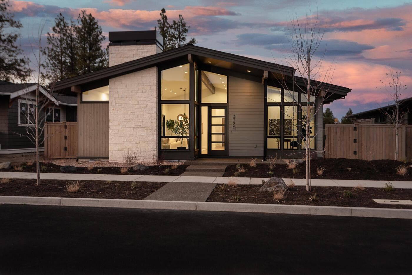 3326 Leavitt, Bend, OR, 97703 property photo