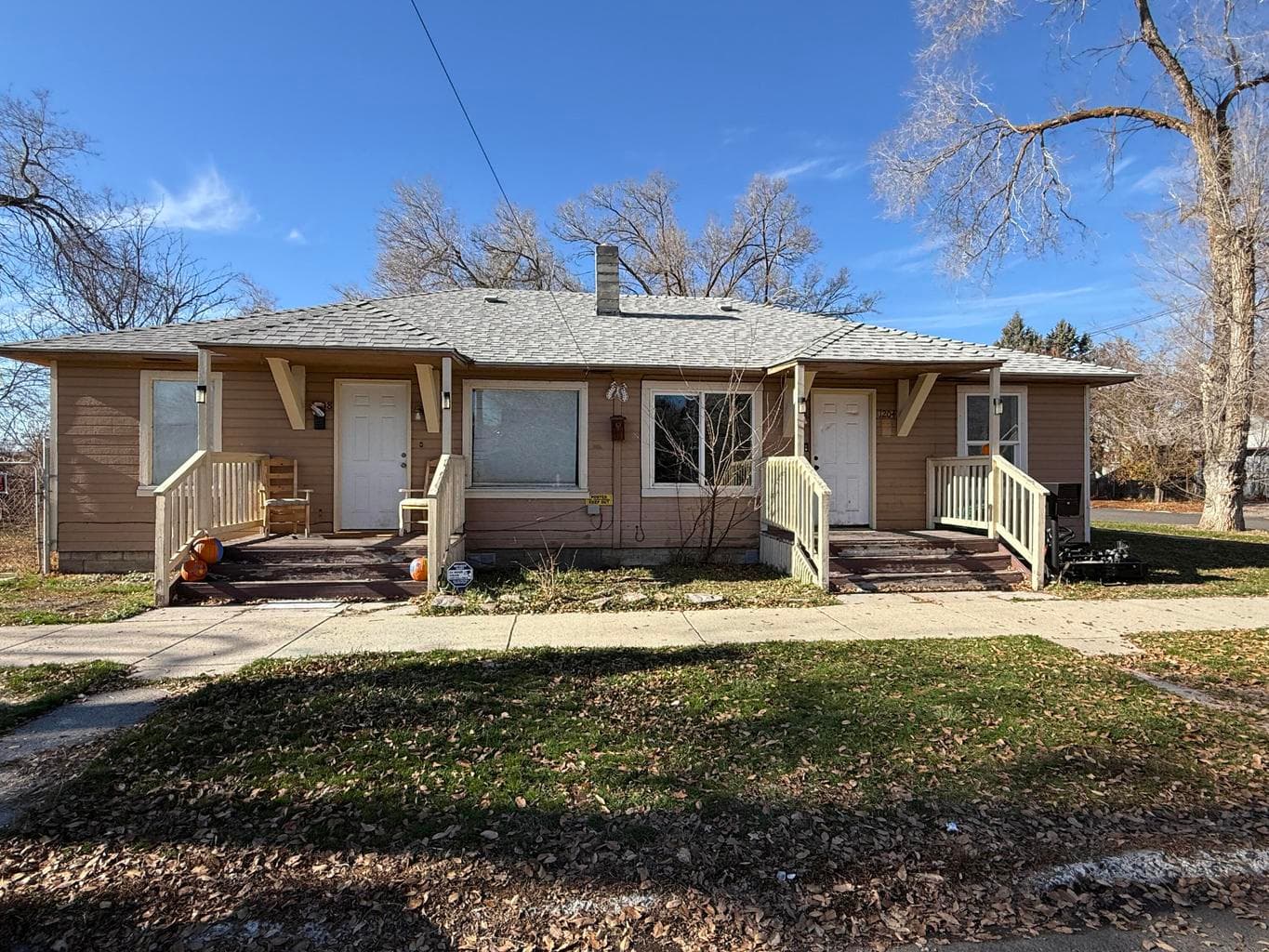 1208 Martin