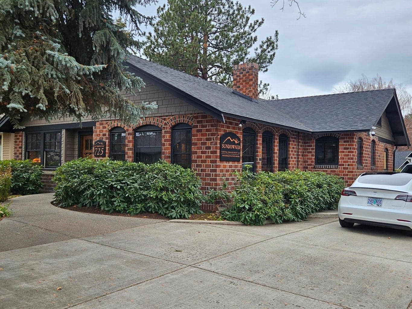 725 Broadway, Bend, OR, 97703 property photo