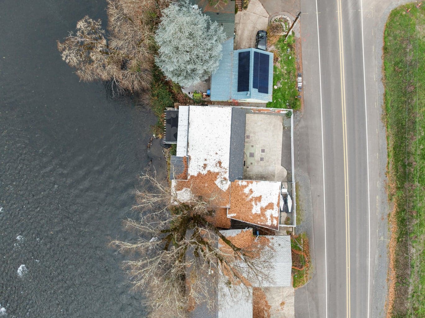 2400 Rogue River