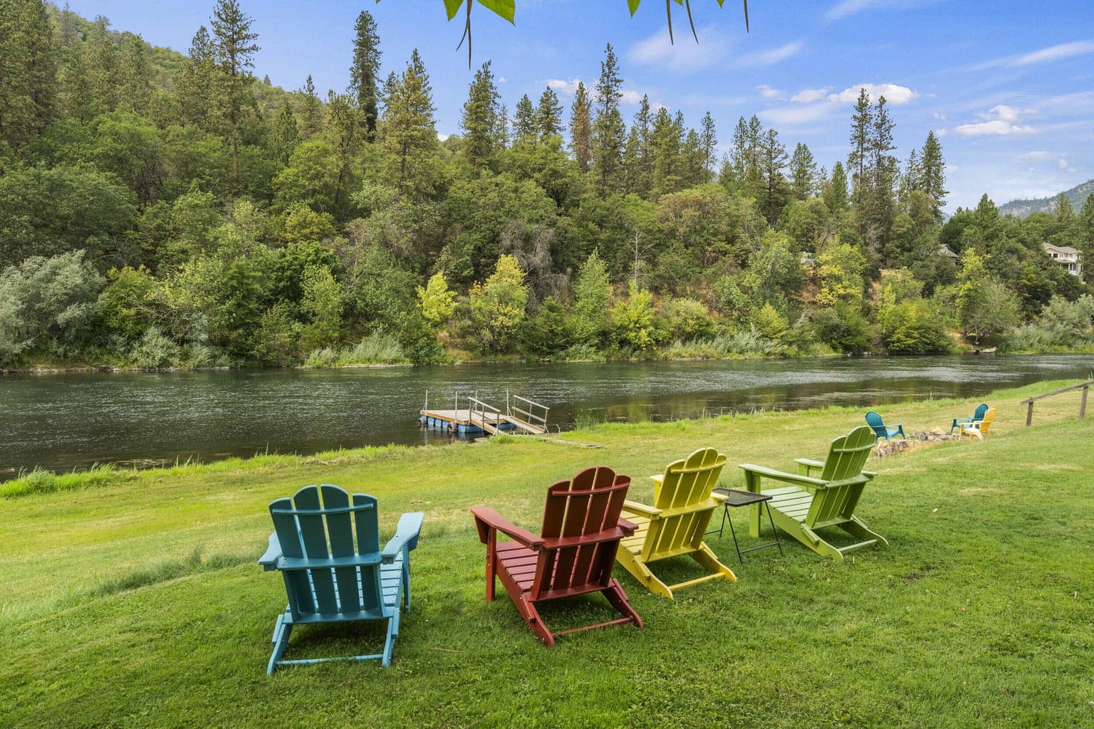 1407 Upper River