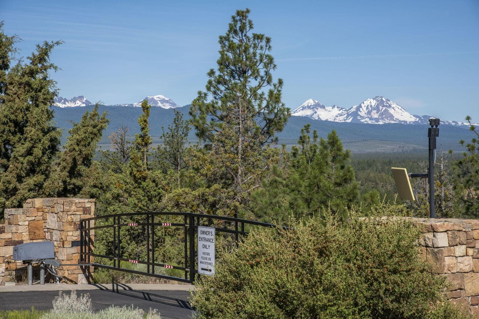 3700 Perspective, Bend, OR, 97703 property photo