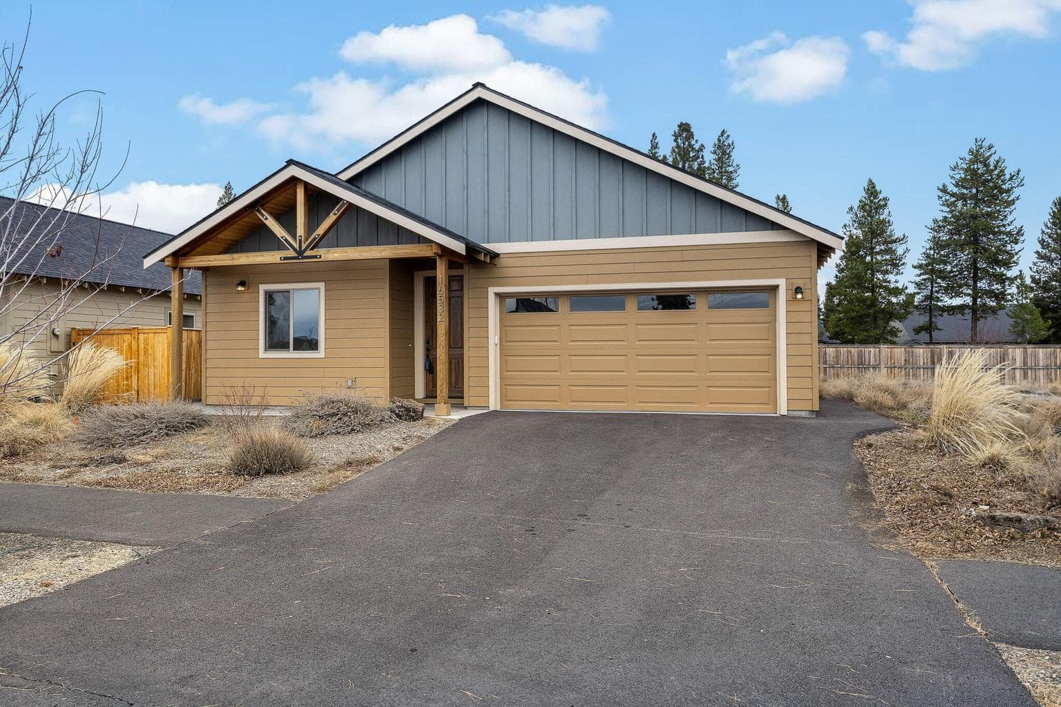 16532 Pine Creek