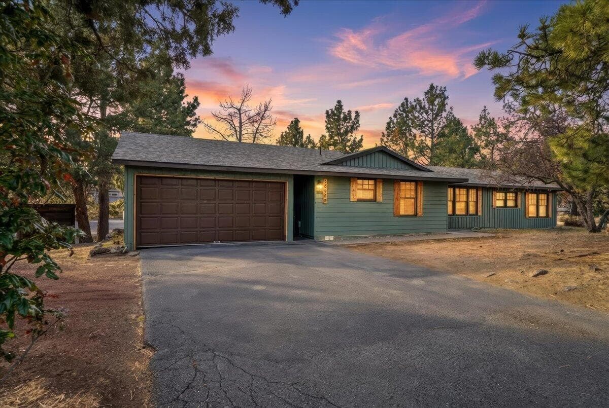 20809 Westview, Bend, OR, 97702 property photo