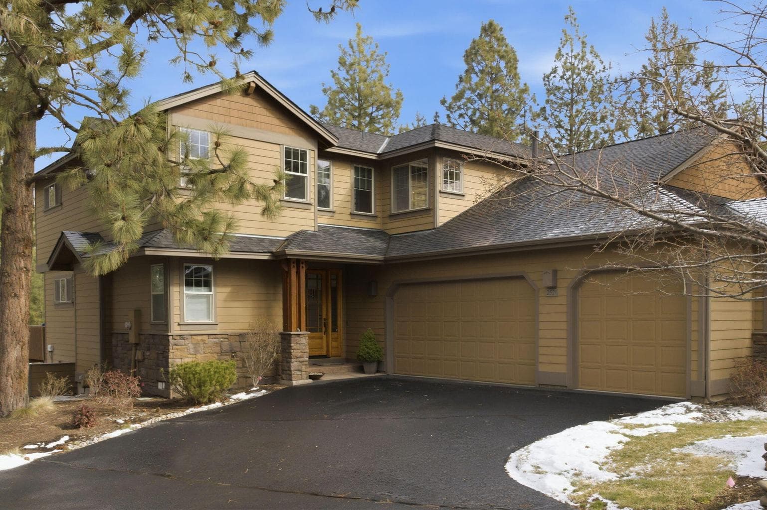 2526 Locke, Bend, OR, 97703 property photo