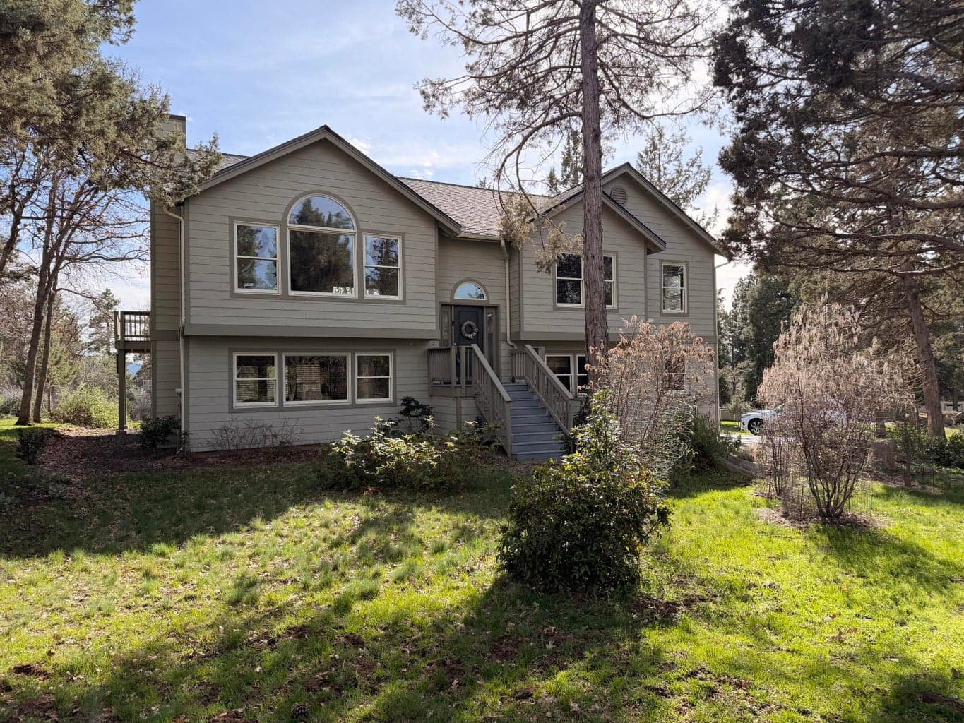 6245 Coopers Hawk