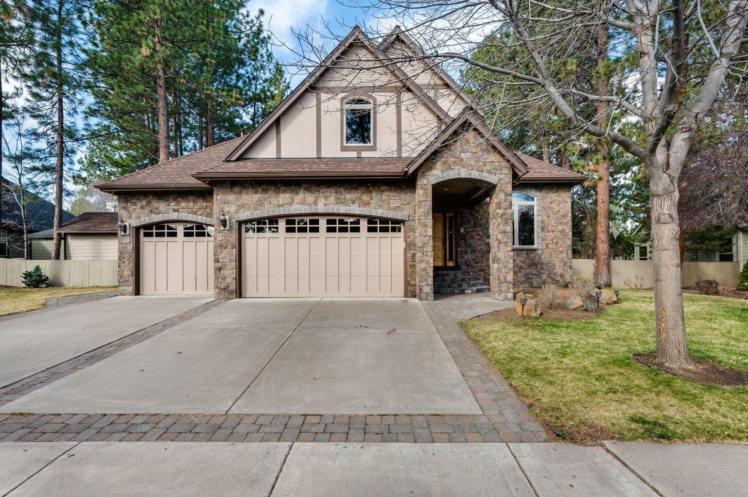 60885 Oasis, Bend, OR, 97702 property photo