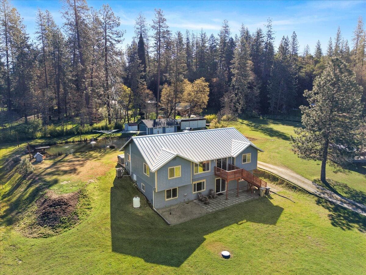 649 Pleasant Valley