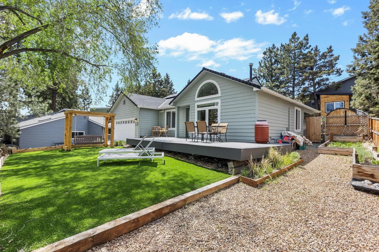 2807 Lotno, Bend, OR, 97701 property photo
