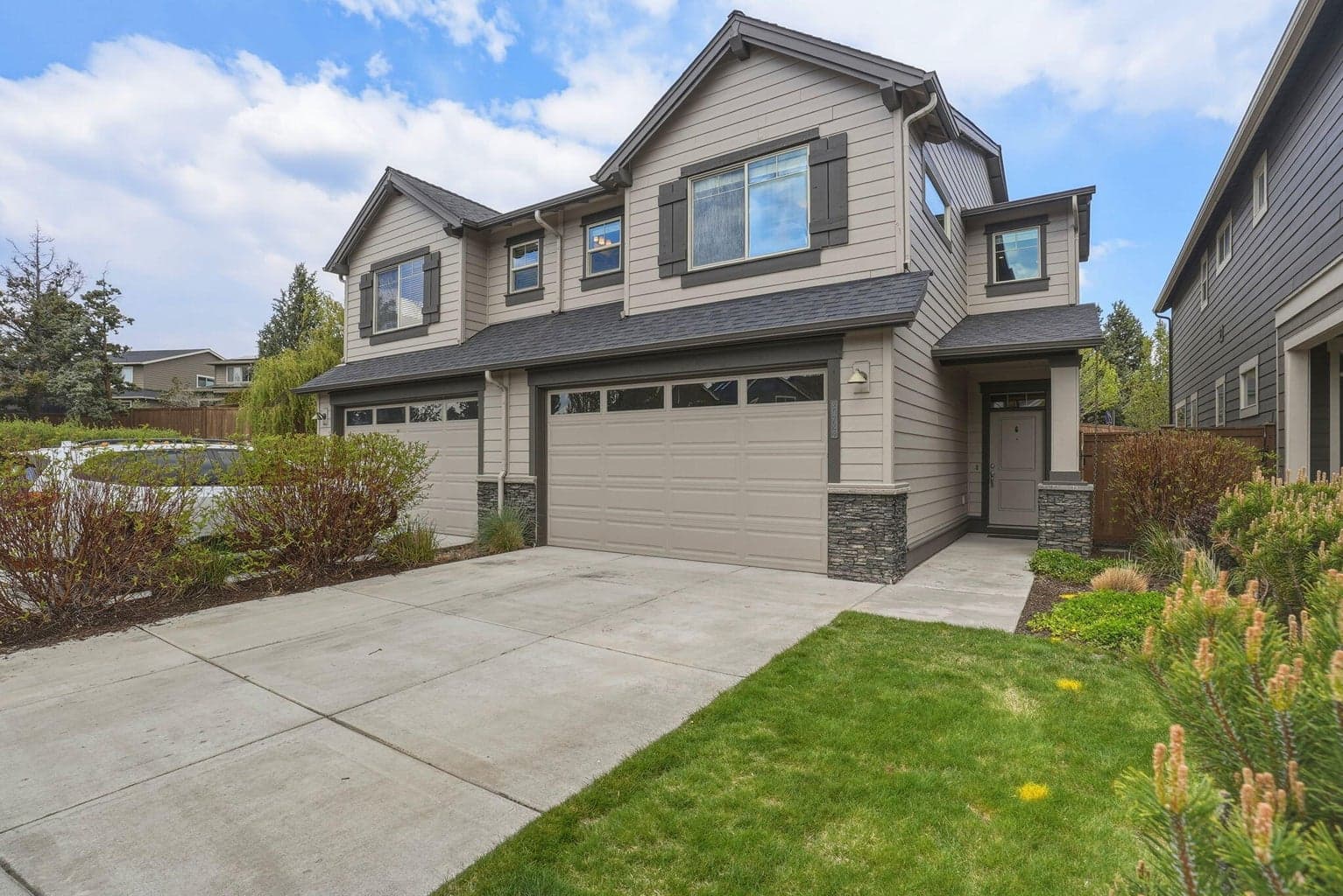 20724 Sierra, Bend, OR, 97701 property photo
