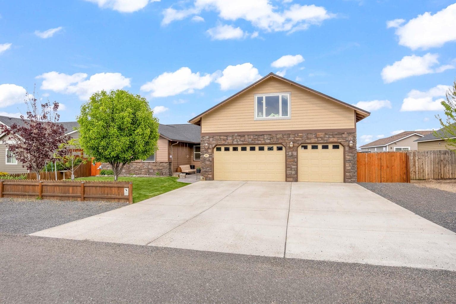 570 Mountain Ridge, Culver, 97734