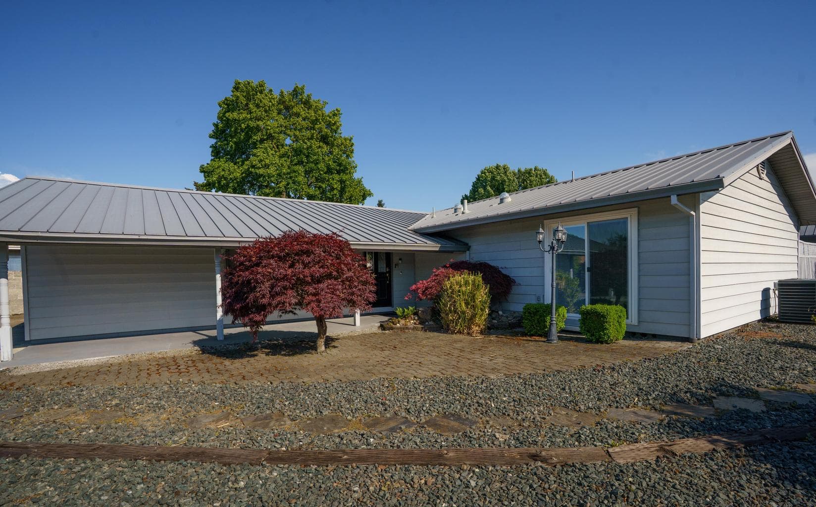 604 Hemlock