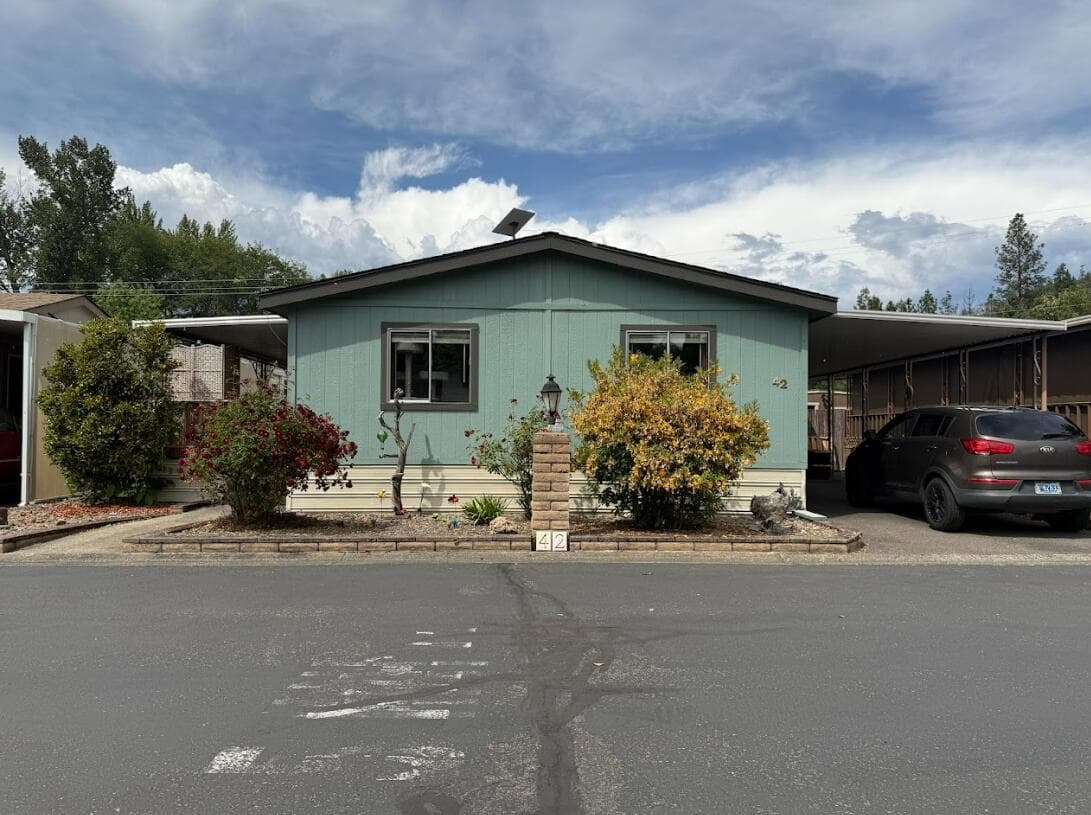 20055 OR-62, Shady Cove, 97539