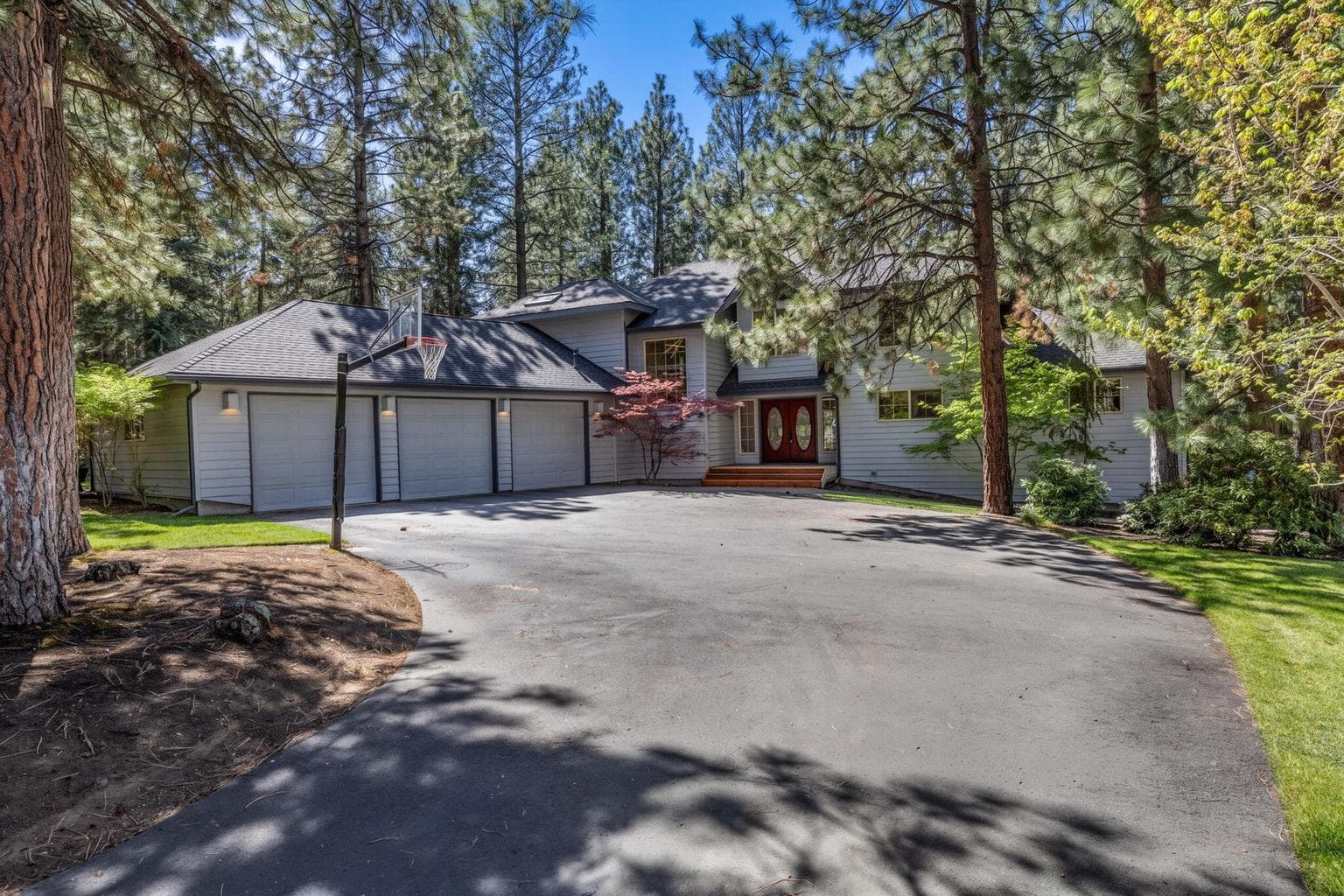 2999 Three Sisters, Bend, OR, 97703 property photo