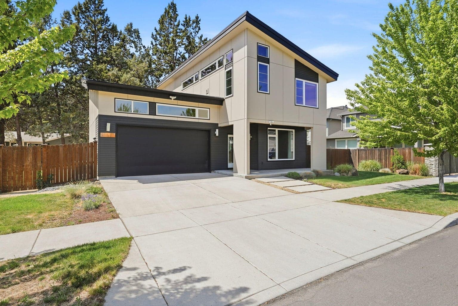 61547 Lincoln, Bend, OR, 97702 property photo