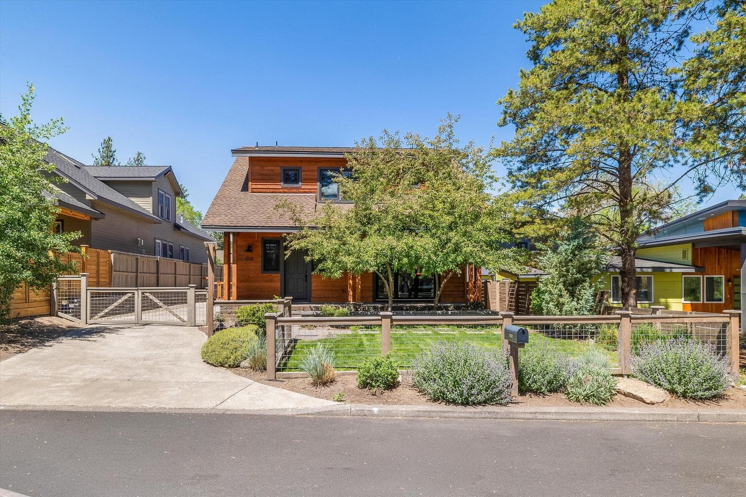 1252 Ithaca, Bend, OR, 97703 property photo
