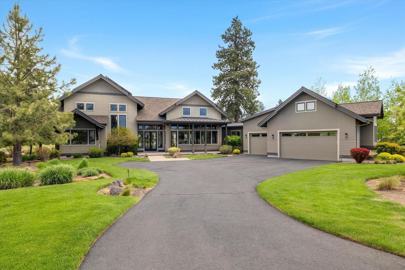 61636 Hosmer Lake, Bend, OR, 97702 property photo