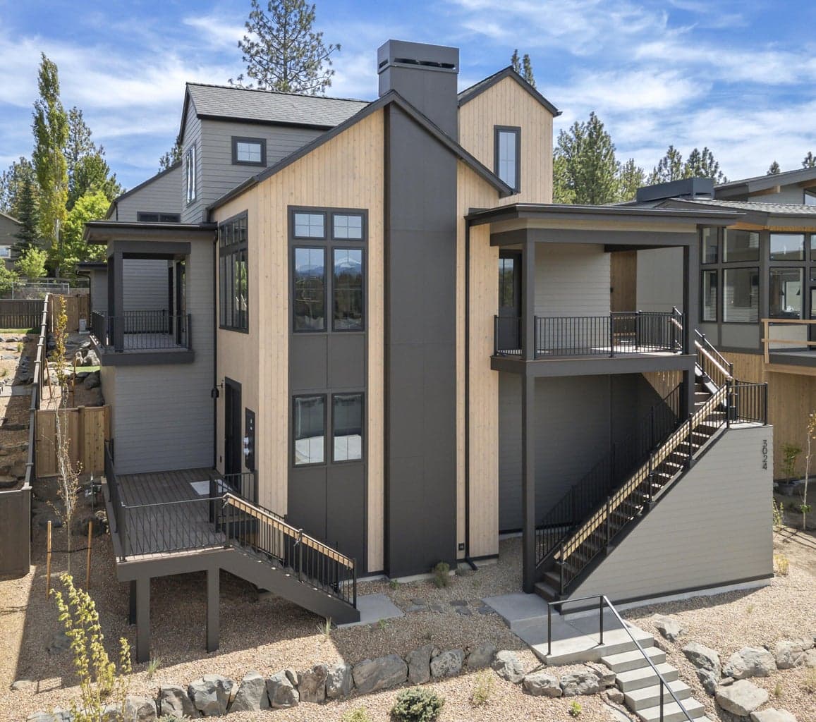 3024 Polarstar, Bend, OR, 97703 property photo