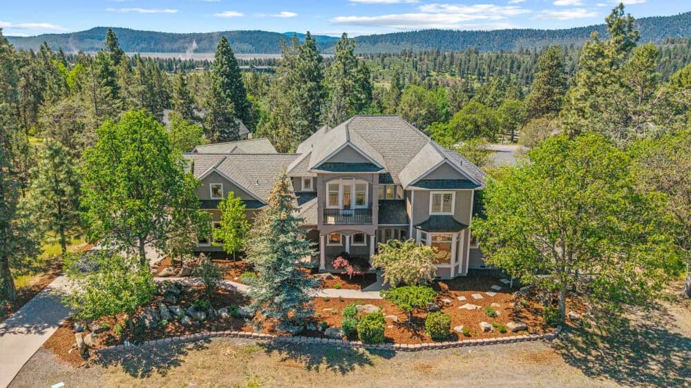 6686 Osprey, Klamath Falls, 97601