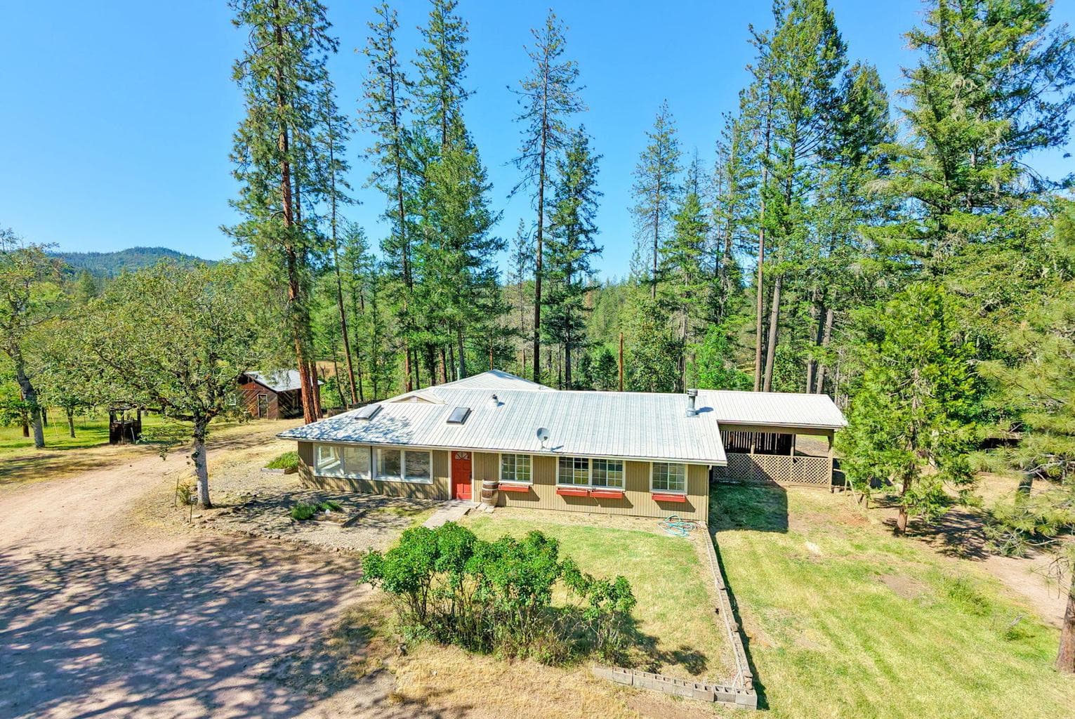 5835 Rogue River
