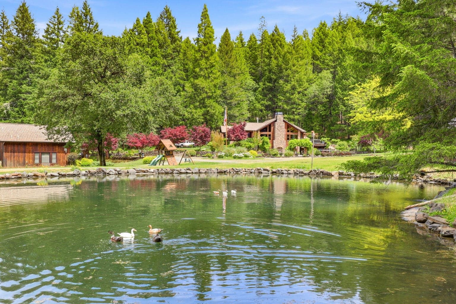 985 Elliott Creek