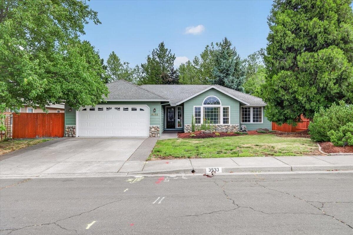 3533 Alderwood