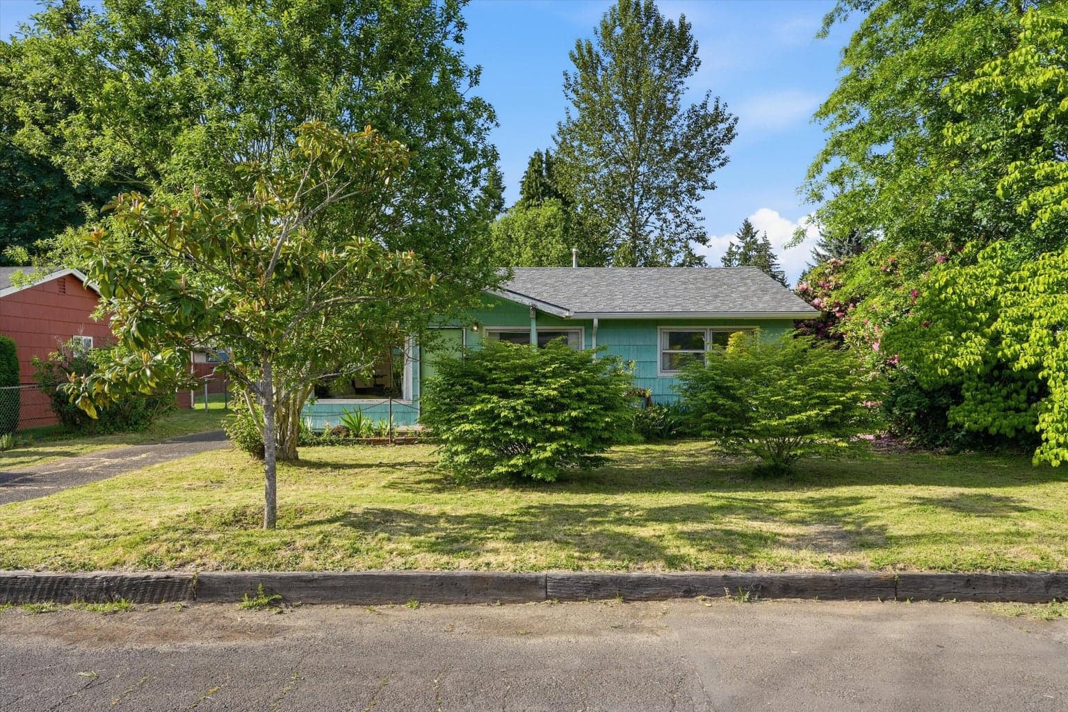 8703 Sacramento