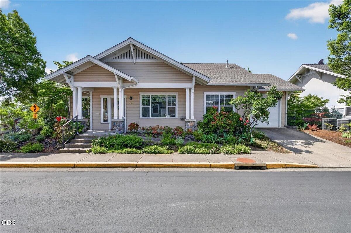 846 Stony Point