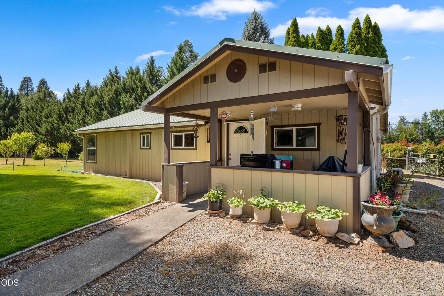 4551 Holland Loop