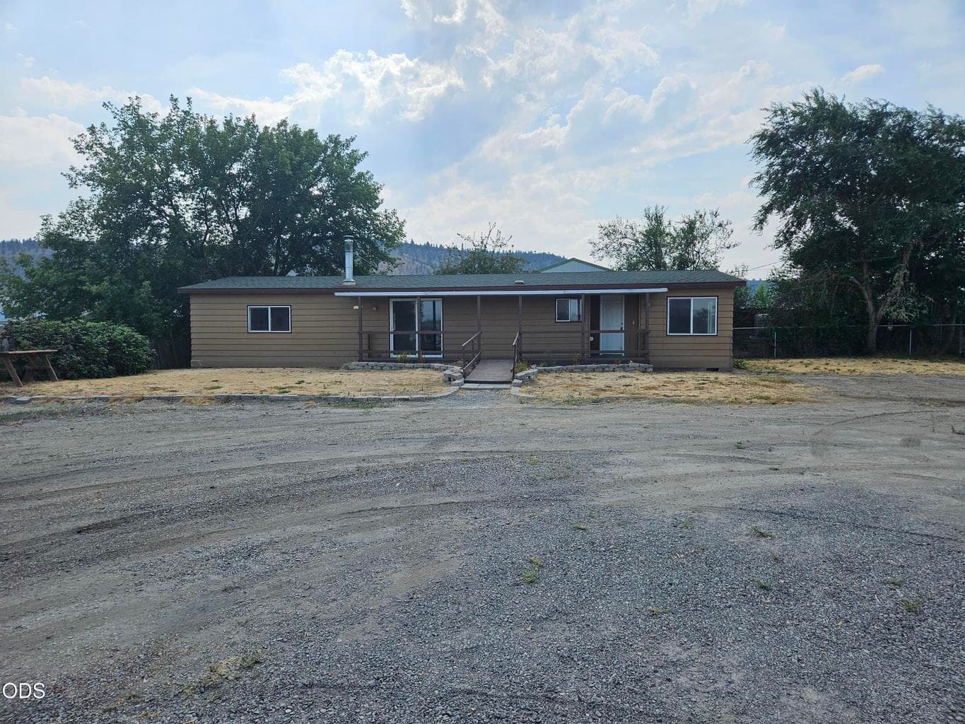 1223 Madras Highway